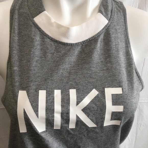Nike Women Tank Size Small - Picture 3 of 6